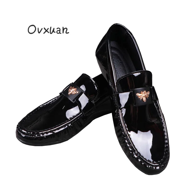 

OVXUAN Social Designer Men Loafers 2020 Spring Luxury Brand Gold Bee Mens Casual Trending Italian Shoes for men Smoking Slippers