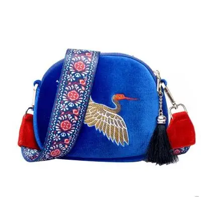 Модная Бархатная мини сумка с вышивкой Herald на плечо ремешком дизайнерская