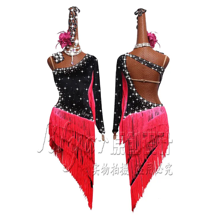 

Latin Dance Competition Dress Performance Dress Black velvet sloping shoulder, back-to-back girdle red tassel skirt