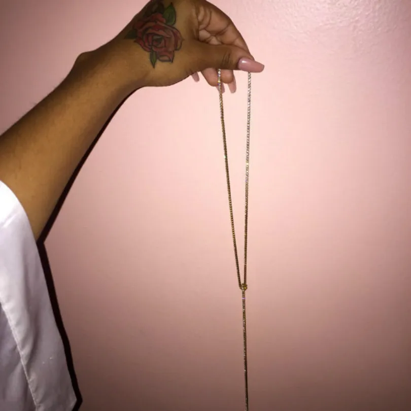 Женское ожерелье с красным воротником комплект из колье и флеш-колье кристаллами