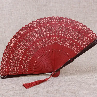 18.5cm red crown Китайский стиль Бамбуковый вентилятор классический мини ручной вентилятор выдолбленный Дамский подарок ручной работы винтажный Складной вентилятор для лета - Цвет: 18.5cm red crown