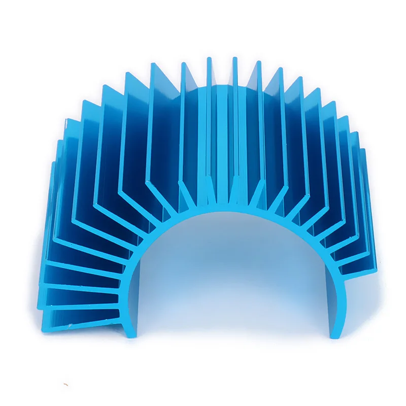 Радиатор охлаждения двигателя теплоотвод верхний вентилируемый Размер 540 545 550