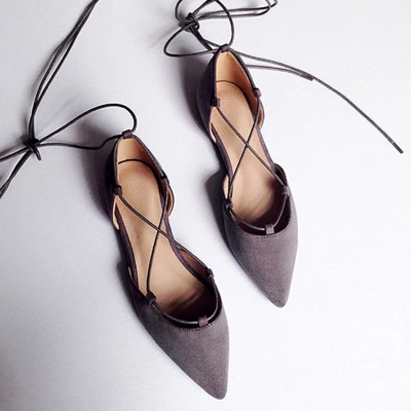 Новые летние женские туфли на плоской подошве с перекрестными ремешками и острым носком; большие размеры 34-42; тонкие туфли