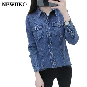 Женская Джинсовая блузка на пуговицах, голубая Повседневная блузка из хлопка с отложным воротником и длинным рукавом, с карманами, весна-осень