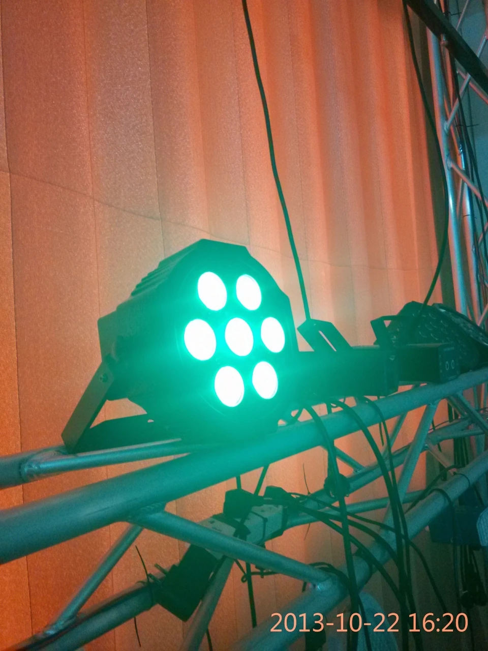 20 шт./лот плоский LED par 7x4 Вт RGBW/RGBA Тонкий Par может осветить Мини DJ сценические огни