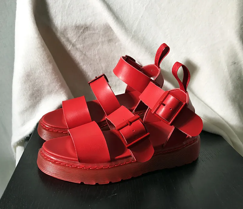 

Fashion Black Real Leather Women Hollow Out Gladiator Buckle Sandals Casual Flats Shoes Women Summer Peep Toe Beach Flip Flops