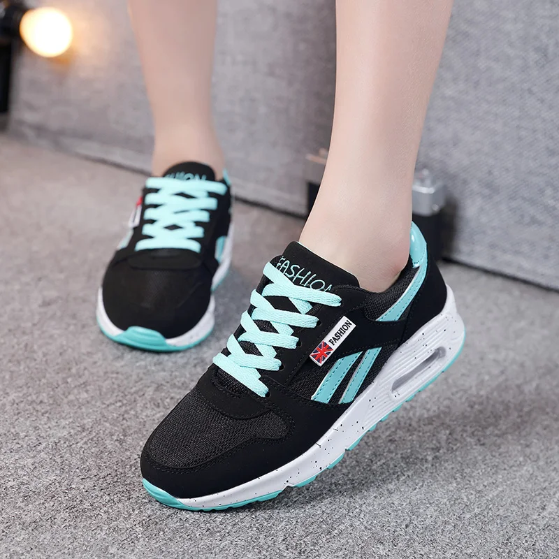 Женские повседневные туфли на платформе удобные осенние плоской подошве модель