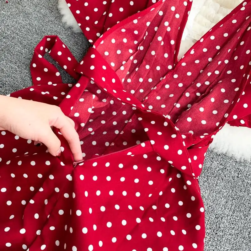 Женский комбинезон в горошек сексуальный стиле ретро с v образным вырезом и