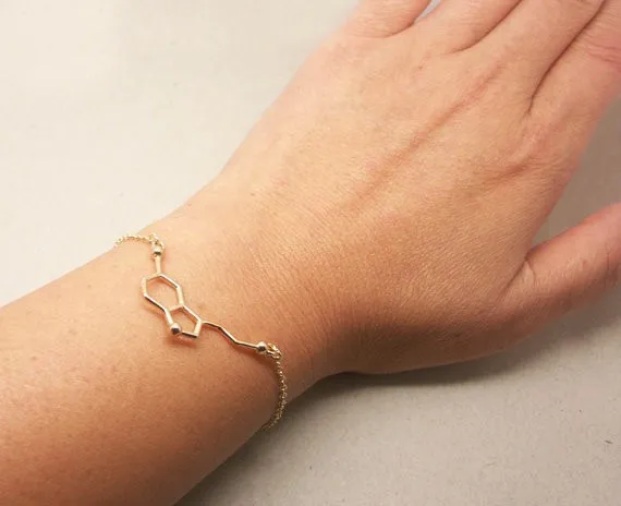 

Cxwind Fashion Serotonin Molecule Bracelets Chemical Formula 5-HT Bangle Hormone Molecules DNA Bracelet Nurse Jewelry
