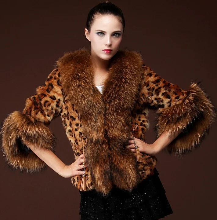 New Fashion 2017 Sexy Leopard Grain Fox fur Raccoon fur Heavy hair collar Hom sleeve Coat Women