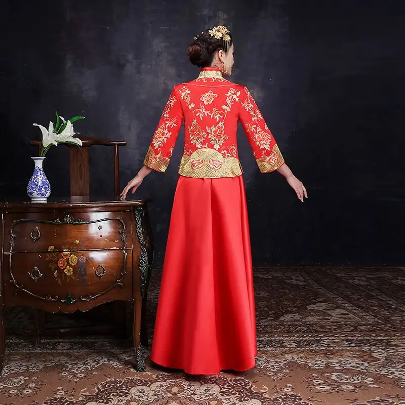 

Chinese Star style wedding show Embroidery cheongsam gown robe clothing pratensis dragon gown evening dress noiva Qipao Vestido