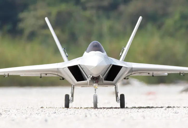 Электрический радиоуправляемый Freewing F22 Raptor 90 мм RC Jet Plane KIT с