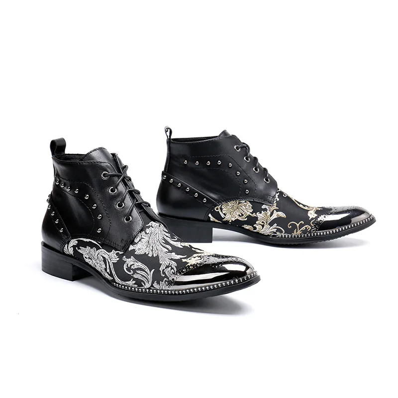 

British Style Men's Pointed Straps Carved Cloth Oxford Oxford Wedding Bridal Shoes Patent Leather Men's Shoes Men's Cowboy