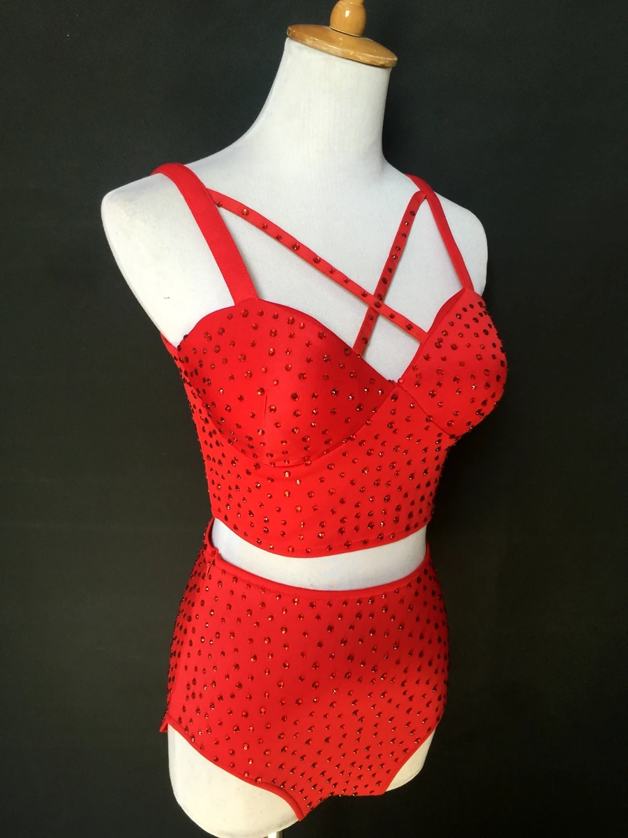 Красный бюстгальтер с кристаллами шорты высокой талией сексуальный комплект