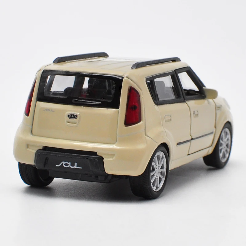 WELLY 1:36 KIA Soul SUV литая под давлением модель автомобиля игрушка с вытягиванием для детей подарки коллекция игрушек