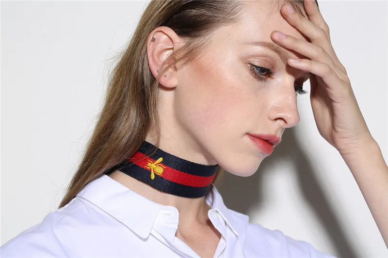 Женская Мода Ткань Цепочки и ожерелья пчелы Embroideried Цветной битком ожерелья|fashion