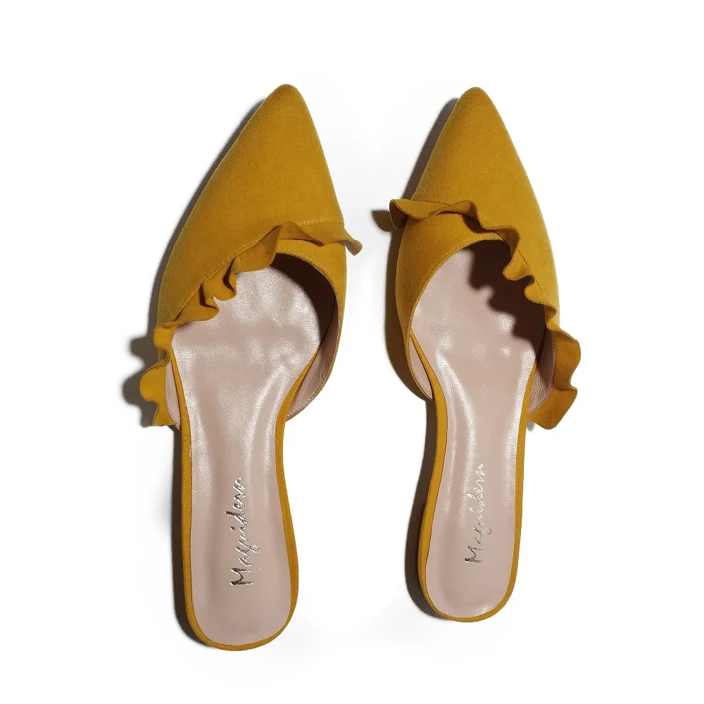 Модные женские босоножки без задника с оборками на плоской подошве