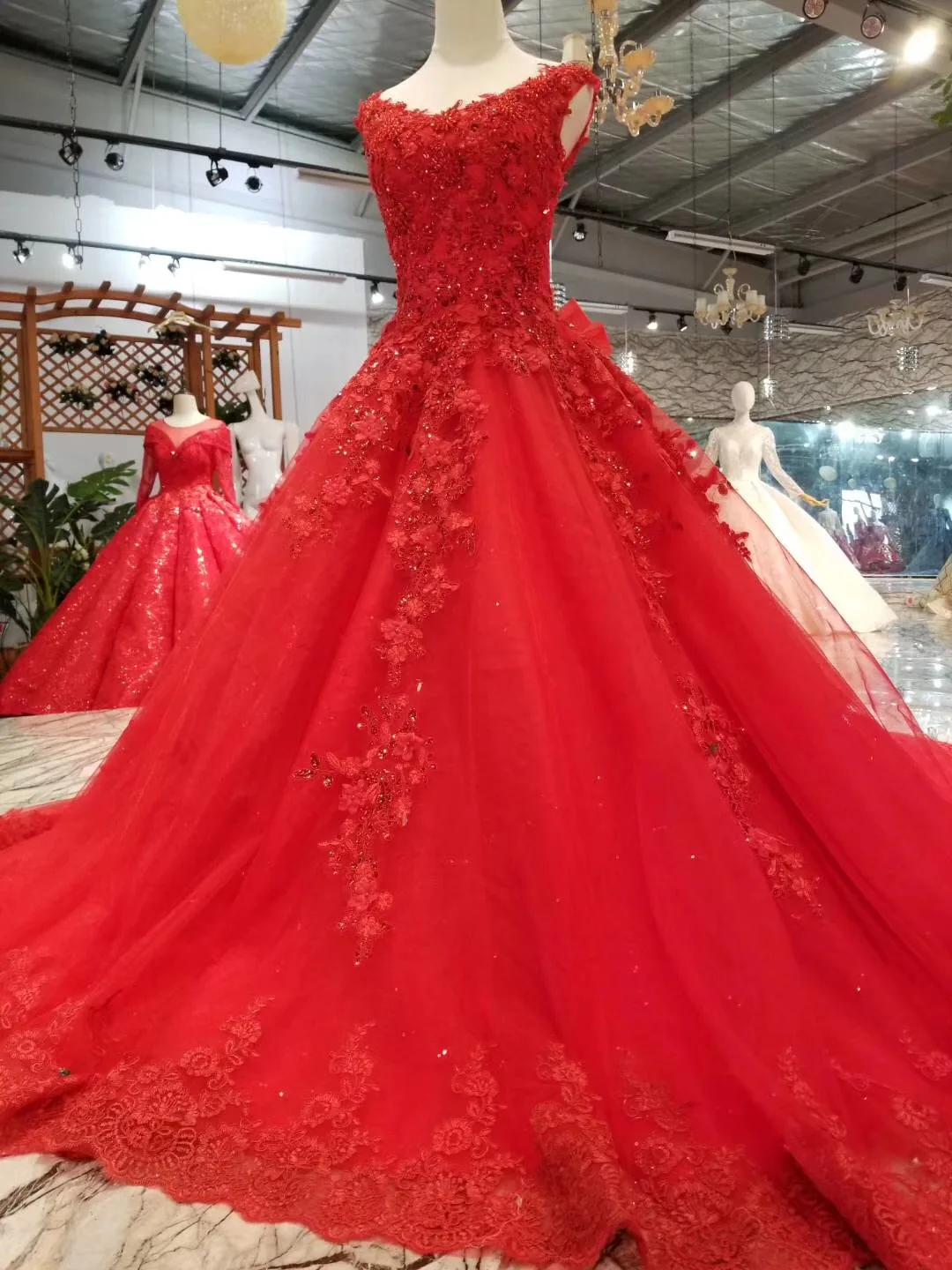 Vestidos De 15 Anos Красные кружевные платья Quinceanera с кристаллами милые 16 платьев бальные