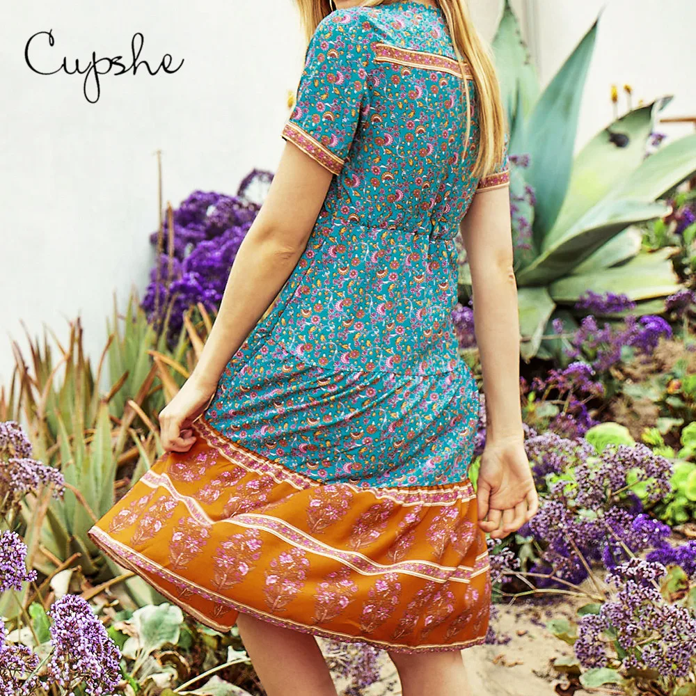 CUPSHE/женское богемное платье с цветочным принтом и v образным вырезом новинка 2019