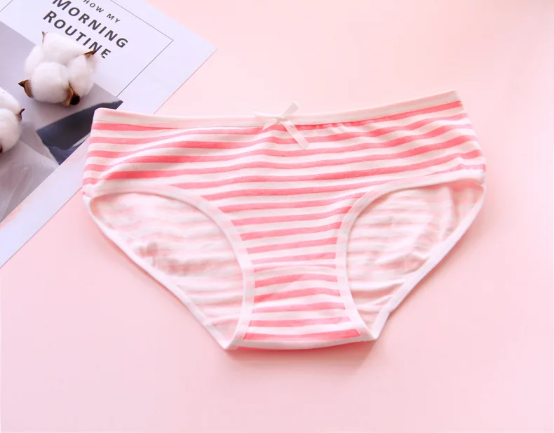 4pcs one lot mix colors Kids Underwear Girl Child Briefs 8019 | Мать и ребенок