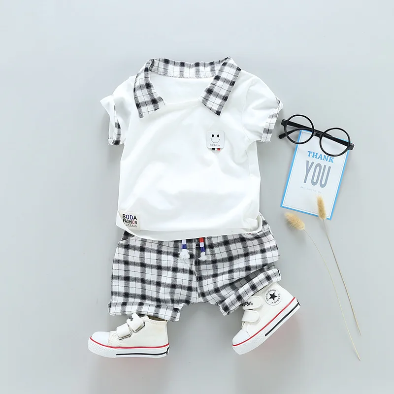 AiLe Rabbit Two children's clothing wholesale summer new boy cotton suit gentleman a undertakes to small |