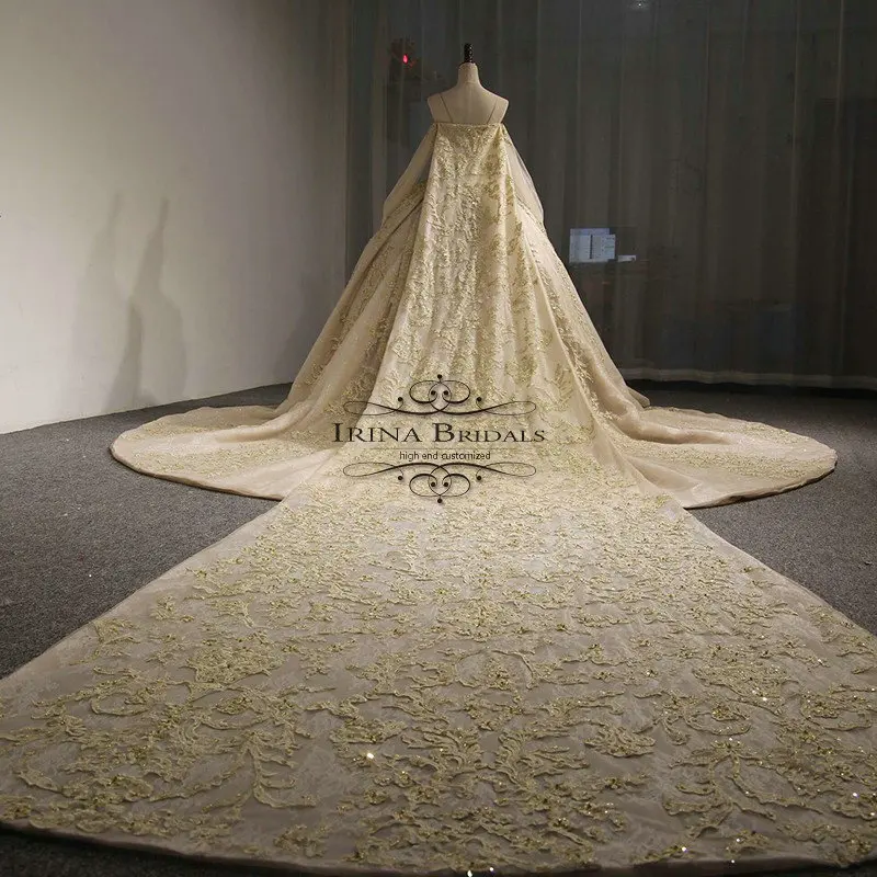 Платье с длинным рукавом и кружевной аппликацией Irina Bridal королевское платье для