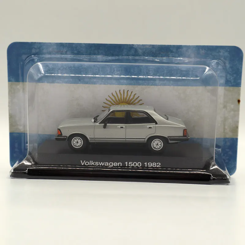 VW 1500 1982 Алтая 1:43 IXO для V~ W Gol/1500 1982/Voyage/Kombi/Gol/Santana/Passat/Fusca/saviro литые модели игрушечных автомобилей Коллекция миниатюрных - Цвет: VW 1500 1982