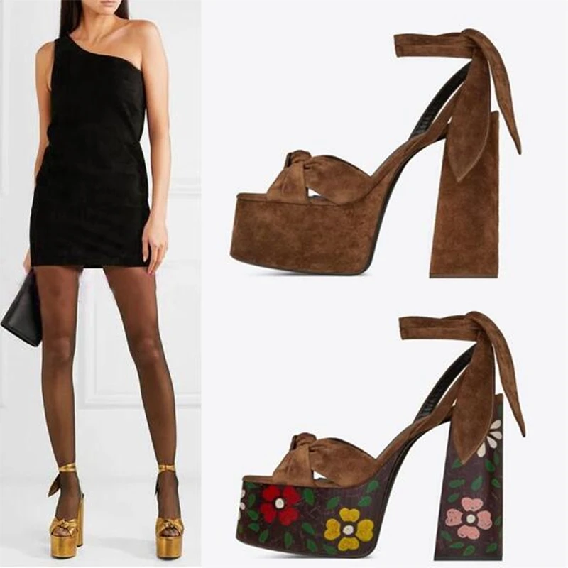 Женские сандалии на не сужающейся книзу подошве с бантом-бабочкой и перекрестной