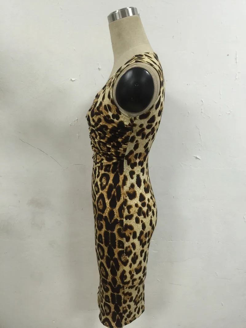 2018 Женские Элегантные Осенние Leopard Cat печати Сексуальная V Средства ухода за кожей