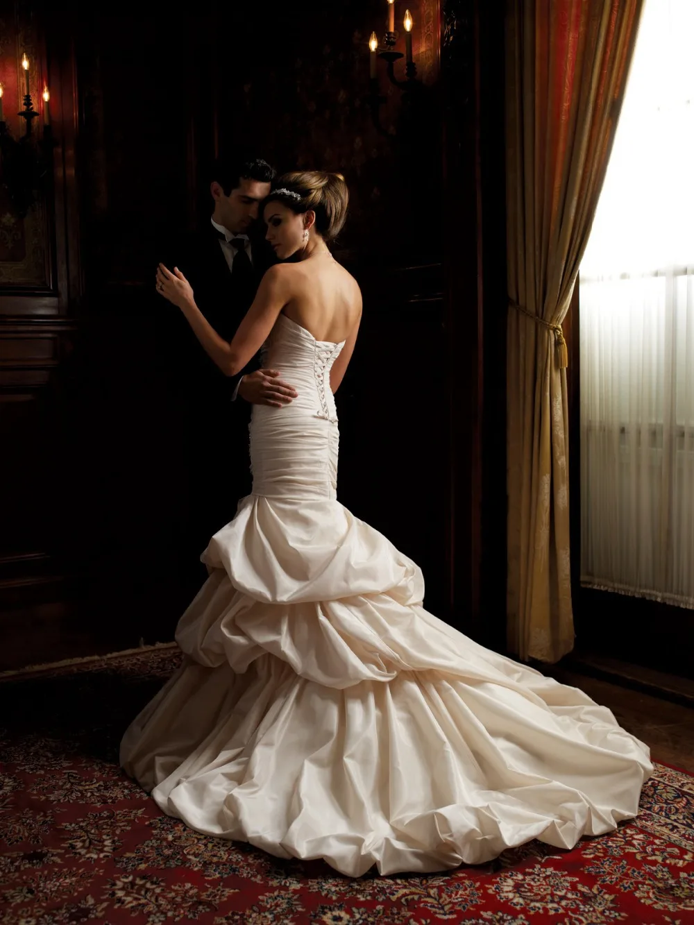 

Custom made Mermaid Wedding Dresses Free shipping strapless pleat beaded bridal gowns robe de mariage VESTIDO DE NOIVA