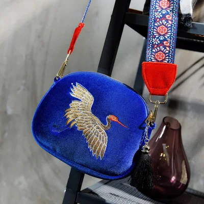 2107 Вышивка сумка Этническая кран вышитые сумки бархат Богемия плеча Crossbody Мини
