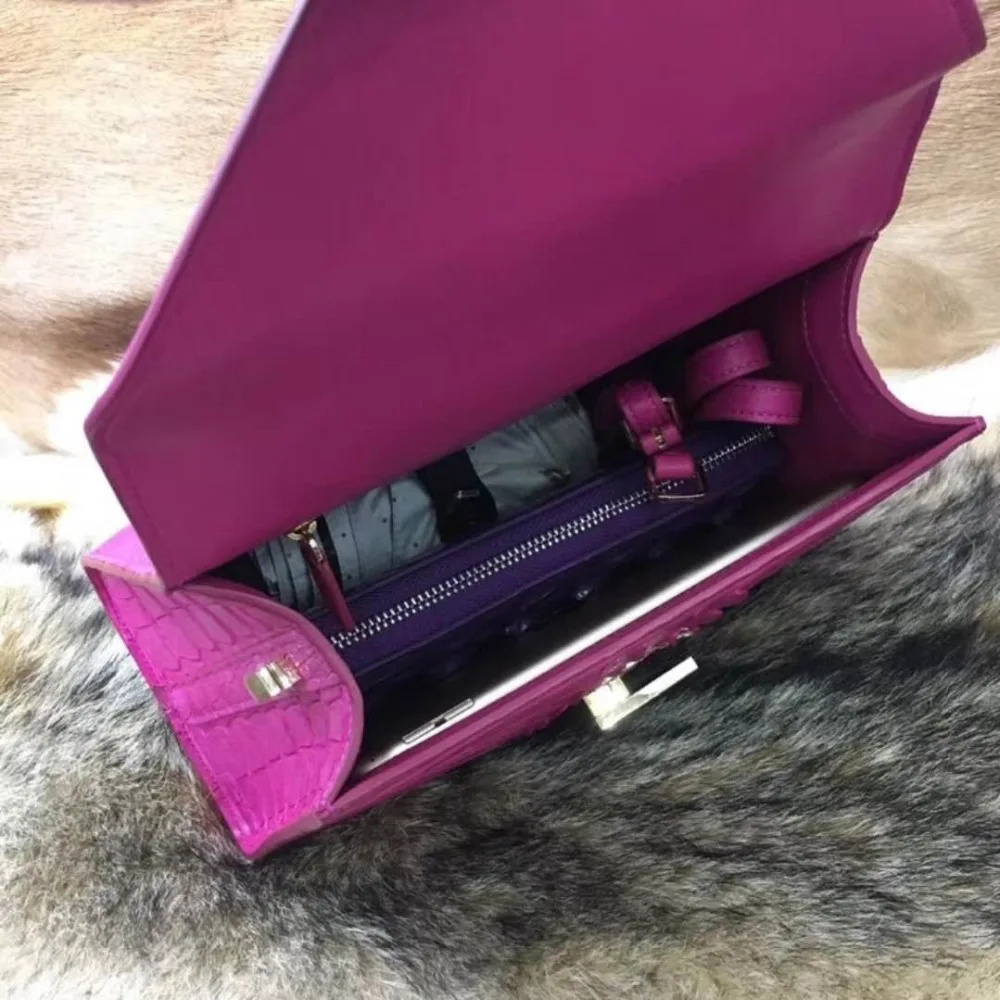 Рисунок 6 - Женская сумка-тоут из натуральной крокодиловой кожи