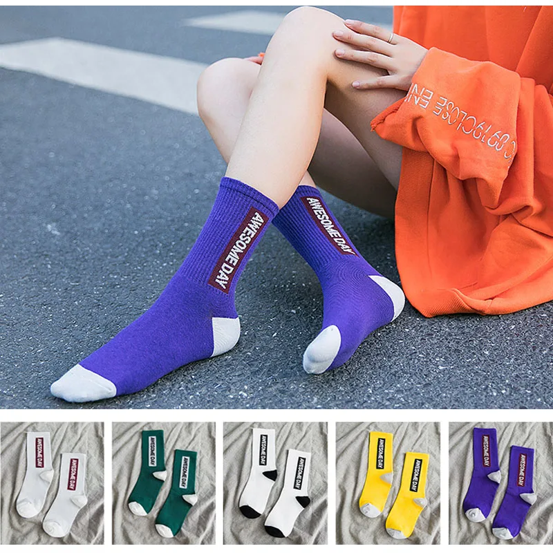

1Pair Comfortable Fashion preppy style Popular 2018 New Breathable 5Colors Letters Printed Cotton Women Socks