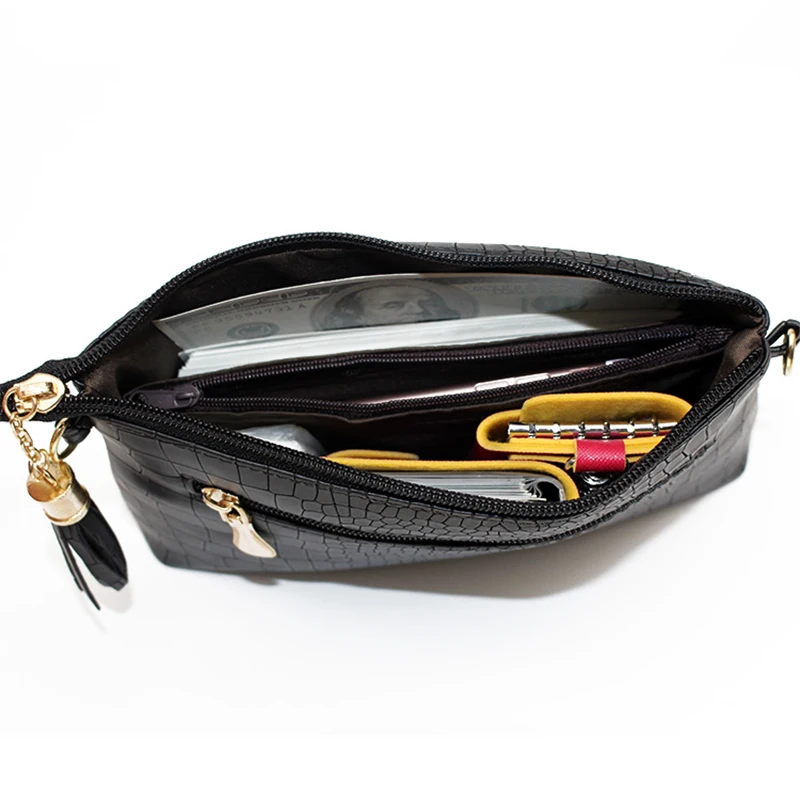 Женская мини сумка через плечо из крокодиловой кожи с кисточками|women's leather messenger