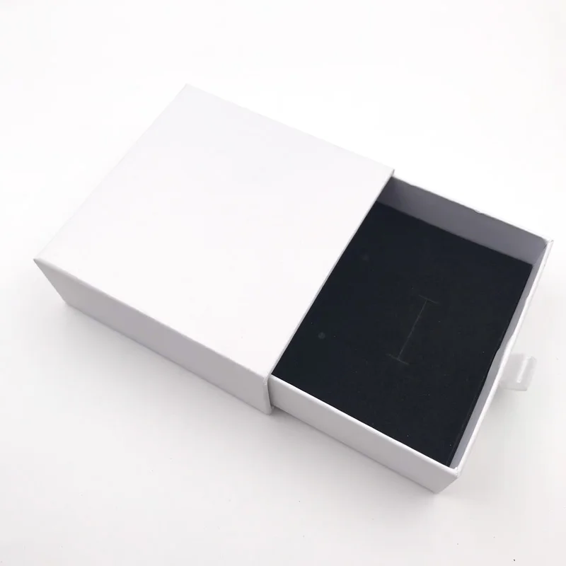 White 9x9x3.2cm Черная коробка для ювелирных изделий из крафт-бумаги с губчатым ящиком для сережек, колец, ожерелья, браслетов, белая бумажная подарочная упаковка для ювелирных изделий - Цвет: White 9x9x3.2cm