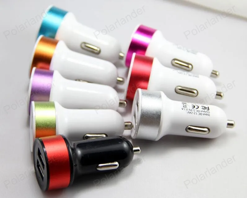 Автомобильное зарядное устройство с двумя USB для мобильных телефонов и цифровых