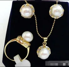 Чудесные женские серьги с белым жемчугом 18 КГП подвеской из фианита большие