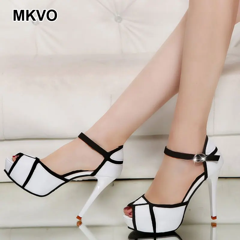 Tacones muje/женские босоножки на высоком каблуке с пряжкой и ремешками модные