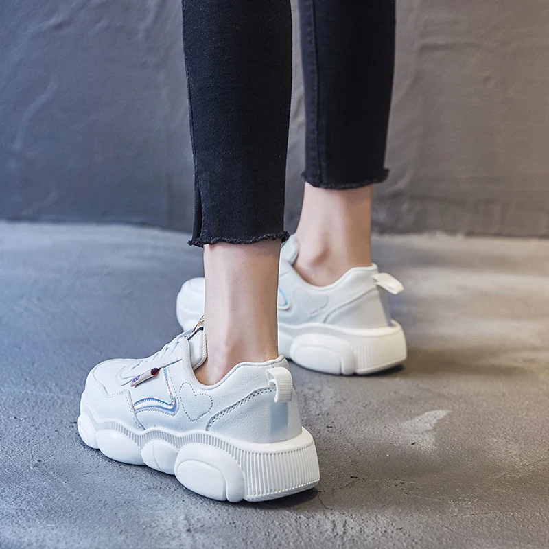 

New Designer Women Fashion Casual Shoes Breathable Sneakers Woman Footwear Female Vulcanize Shoes Schoenen Vrouw Sapato Feminino