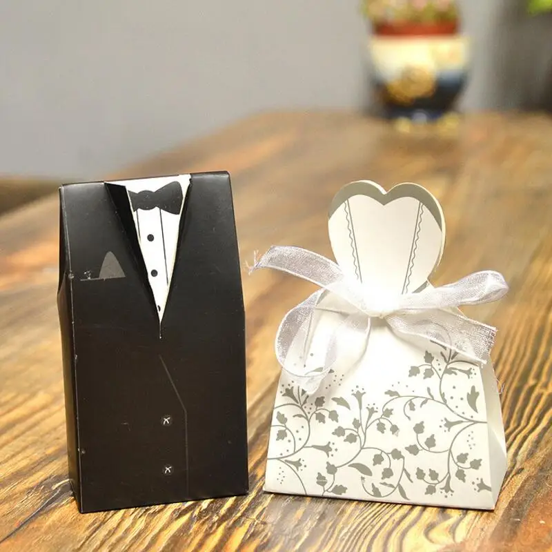 

Free Shipping 100pcs/lot Bride and Groom Wedding Favor Candy Box with Ribbon Wedding Party Decoration Mariage Decoupage Paper