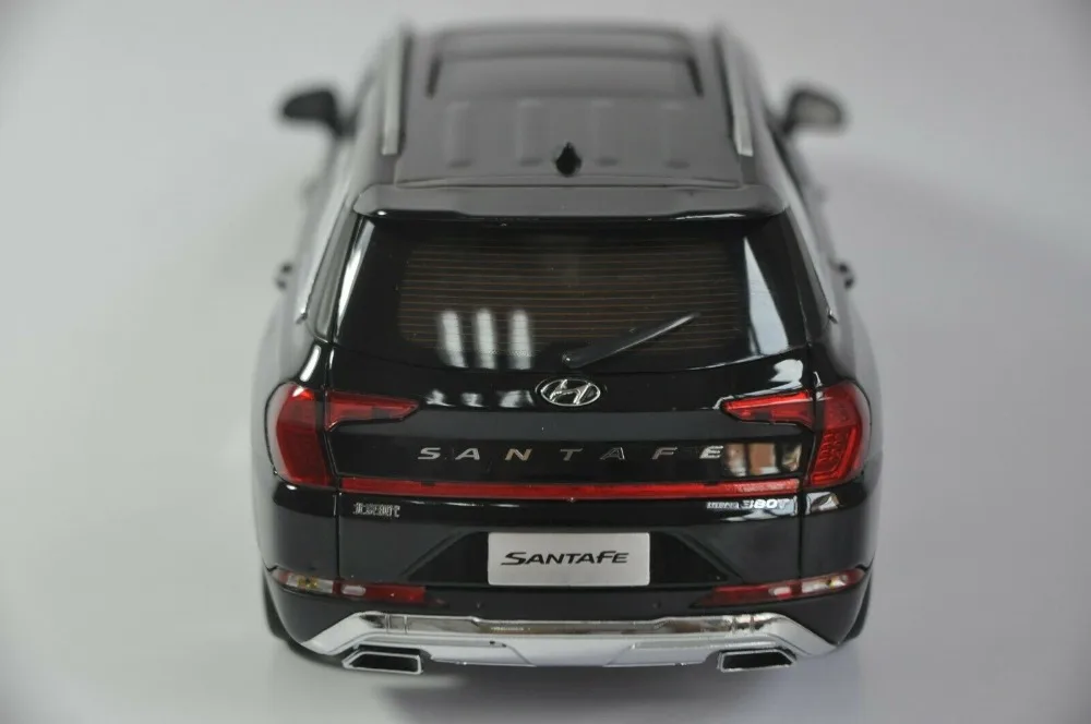 1:18 литая под давлением модель для hyundai SantaFe черный 4-го поколения большой внедорожник игрушечный автомобиль миниатюрная коллекция подарки