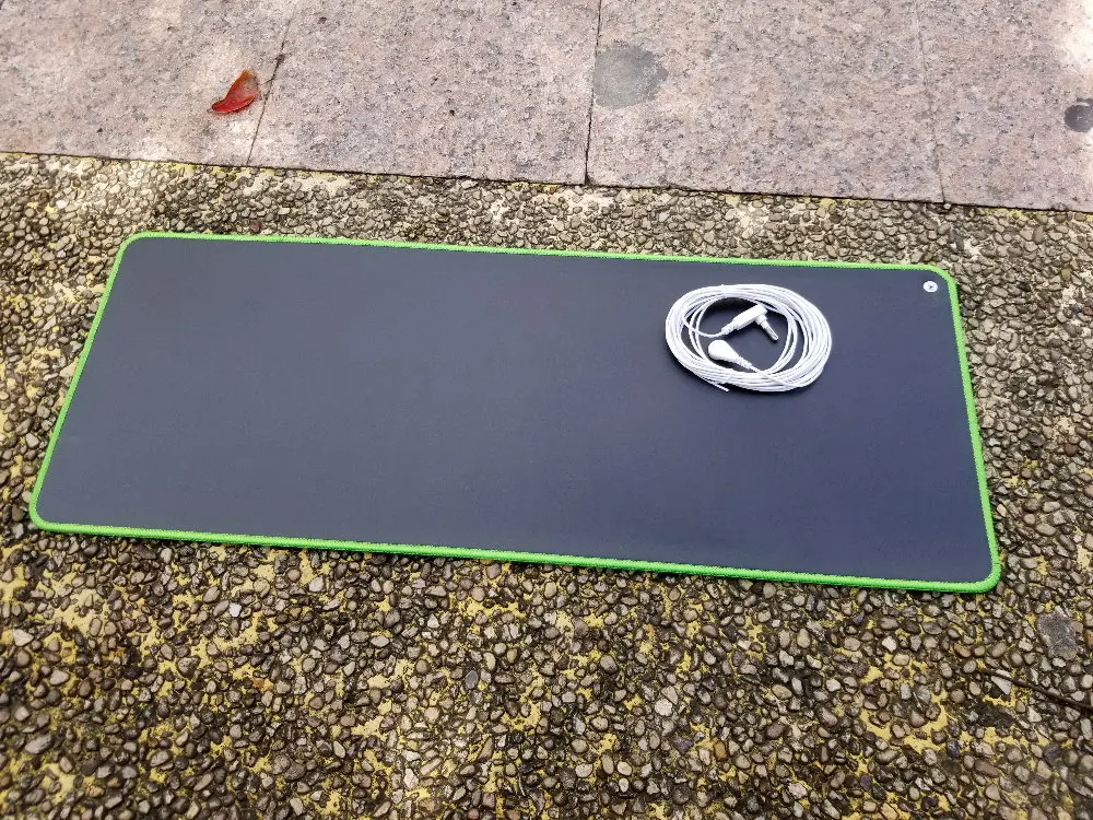 

Earthing mat Health desk mat with the Conductive cover bag ESD protection EMF protection 27*10Inch Green
