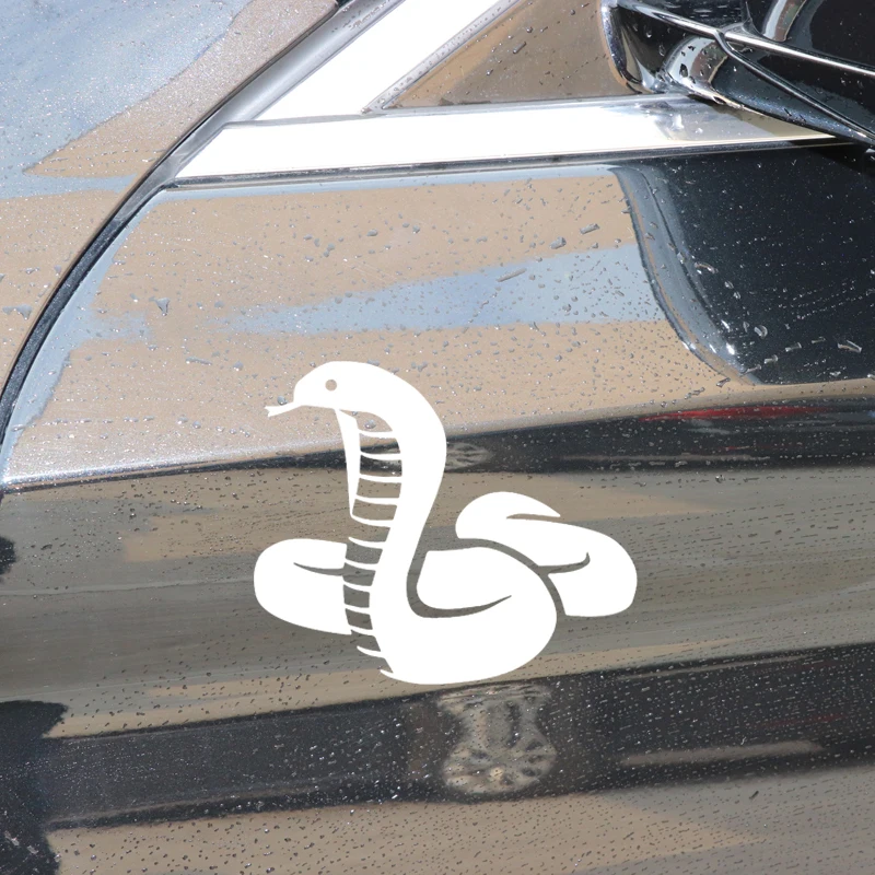 

YJZT 15.6CM*13.1CM Snake Decorate Car Stickers Body Of Car Vinyl Decal Accessories Black/Silver C4-1578