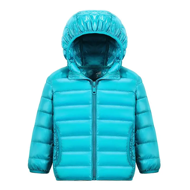 Water blue Детские пуховики г. Новые детские зимние куртки с капюшоном на 90% белом утином пуху для мальчиков и девочек, ультра-светильник, портативное зимнее пальто - Цвет: Water blue