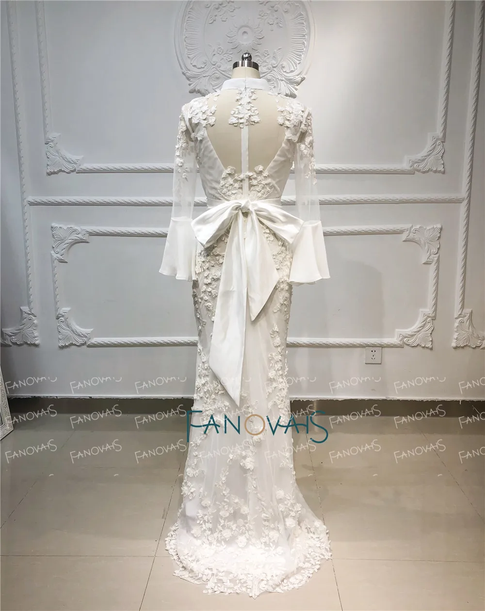 Boho Wedding Dresses Sexy V Neck Long Sleeve Sheer Top Mermaid Wedding Gown Floor Length Lace Flower Vestido de Noiva WN86
