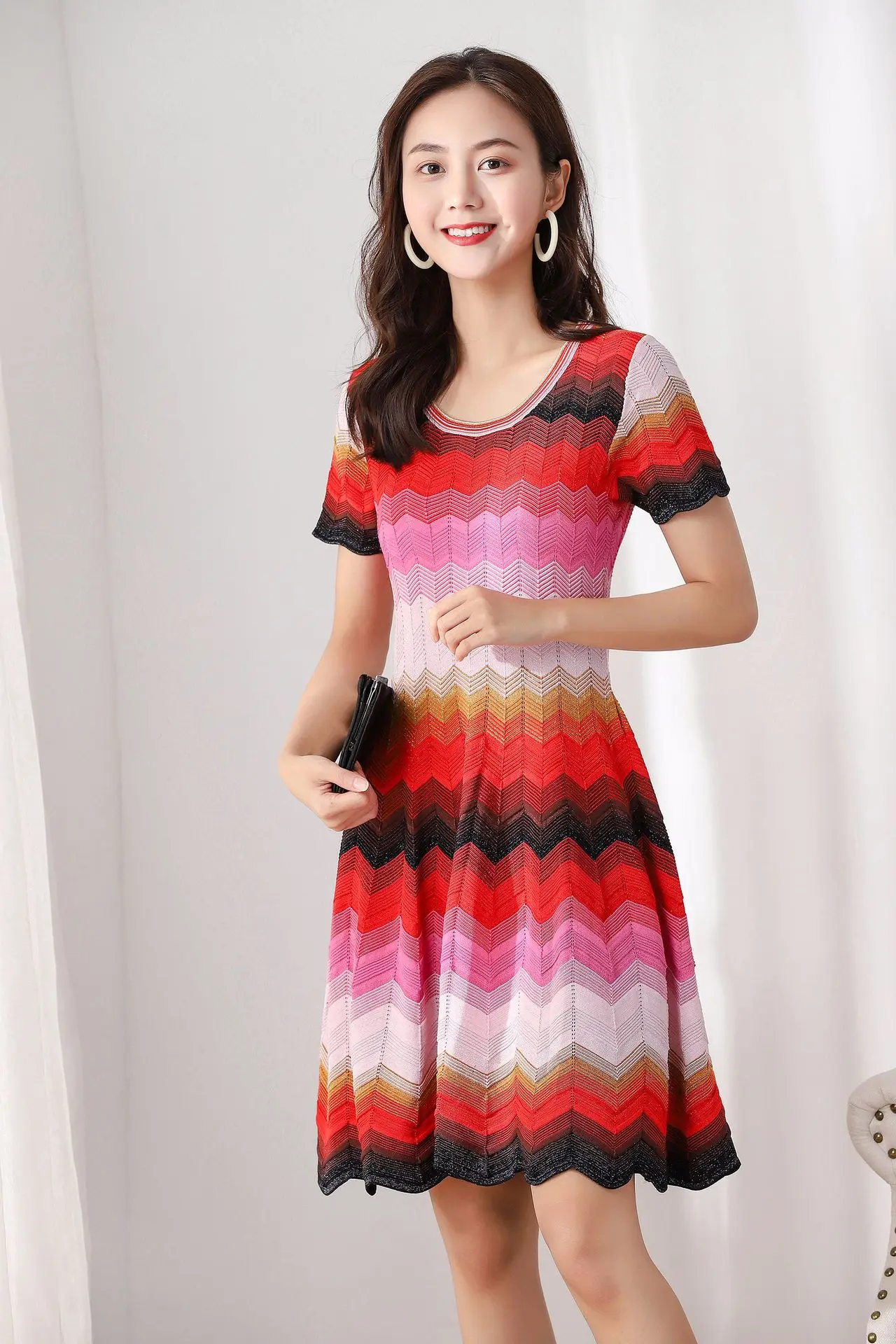 Micosoni Italian Style Summer New Gorgeous Color Stripes Golden Thread Insert Knit Short Sleeve Red Pink Sweater Dresses