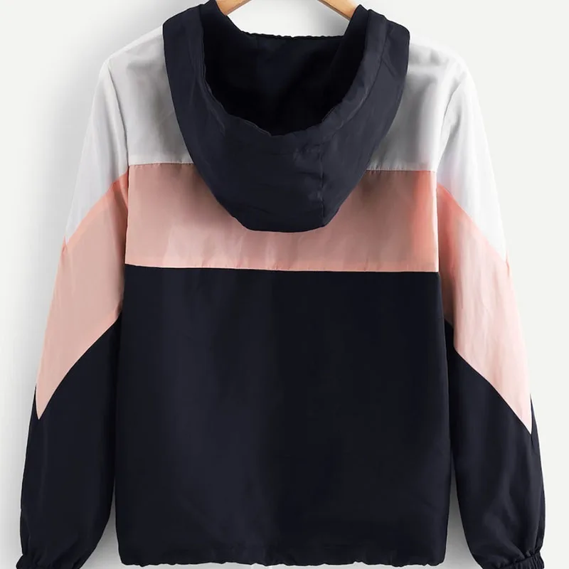 Женская куртка-бомбер на завязках ветровка с капюшоном и цветными вставками