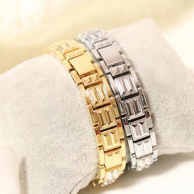 Часы BS женские кварцевые золотые стразы браслет 2017 г.