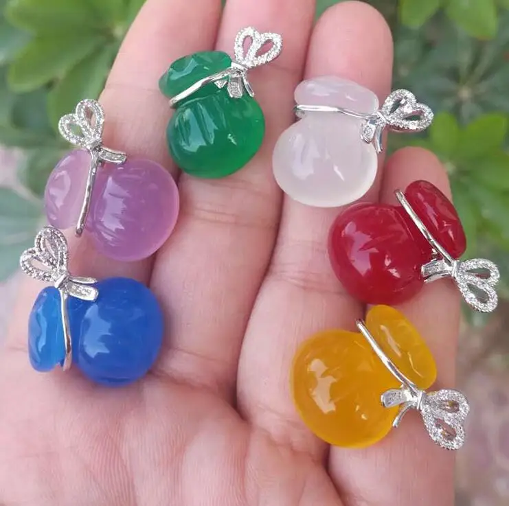 

free shipping Chalcedony Carved Pendant money bag Pendant DIY For Women Fashion Romantic Jadeites Jewelry