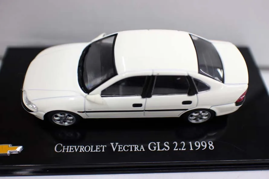 Модель высокой модели Chevrolet vectra gls2.2 1998 1:43 игрушечные машинки из сплава